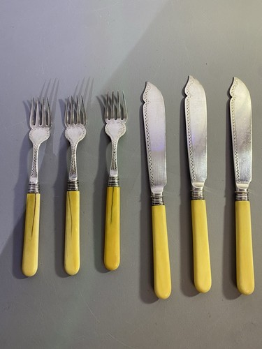 Vintage Art Deco Silver Plate Cutlery Set 6pc Yellow Bakelite Ha