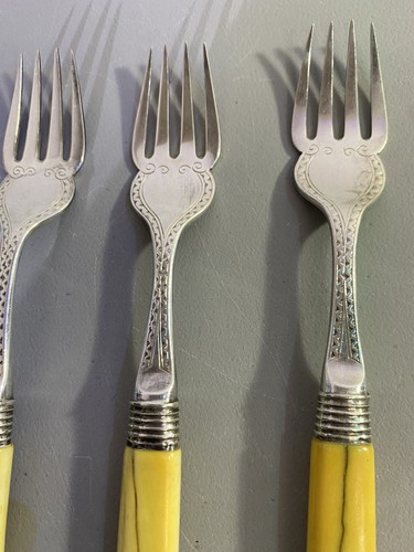 Vintage Art Deco Silver Plate Cutlery Set 6pc Yellow Bakelite Ha - photo 5