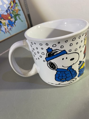 Peanuts Snoopy Winter Christmas Mug Blue Puffer Jacket - photo 2
