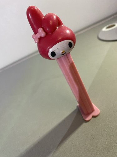 My Melody Hello Kitty Retired PEZ Candy Dispenser 1976-2003 - photo 2