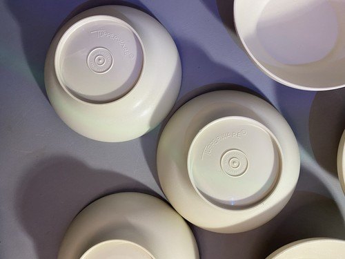 Vtg Tupperware Almond Salad Set — Bowl, Servers, and Six Bowls - photo 4