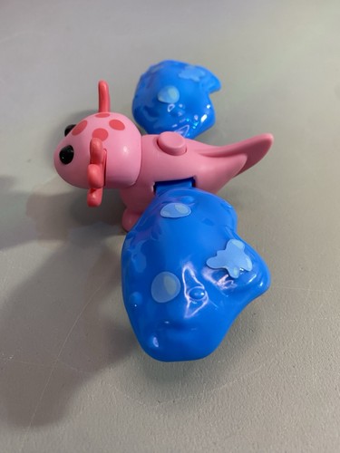 McDonald's Toys 2026 Oxolote Roblox Adopt Me Flying Animal - photo 2