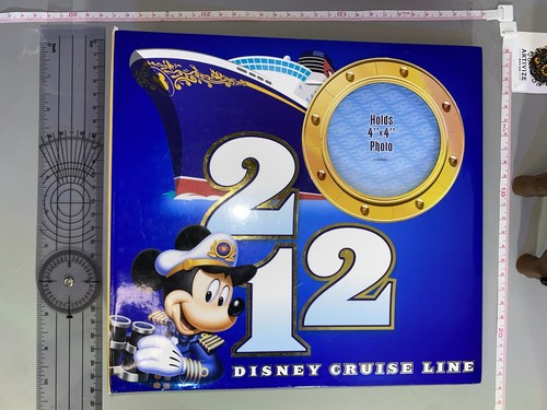 Disney Cruise Line 2012 Captain Mickey Mouse Note Book Portfolio - photo 3
