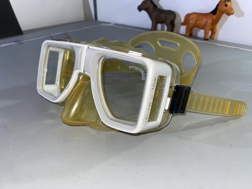Sherwood Genesis 4 Dive Mask with Tempered Glass Rare