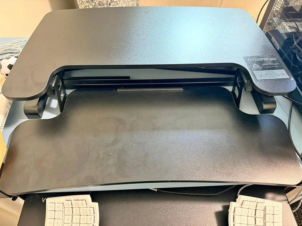 FlexiSpot M7 Series 28" Standing Desk Converter