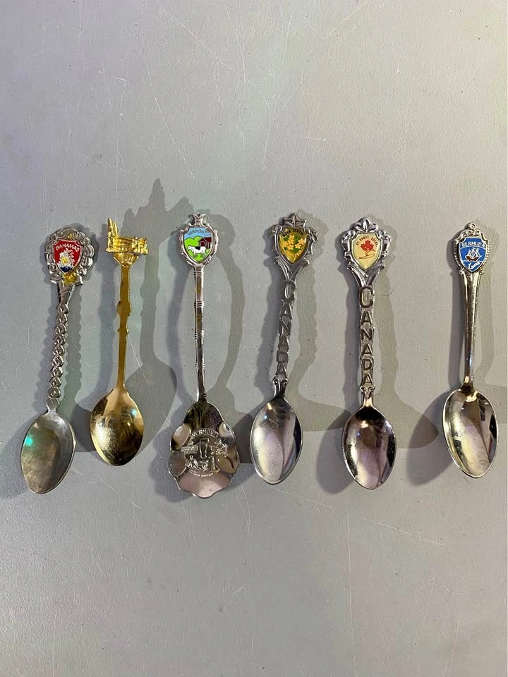 Vintage Souvenir Spoon Collection - Set of 6