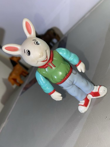 Hasbro Arthur Series 1997 Buster Baxter Figure