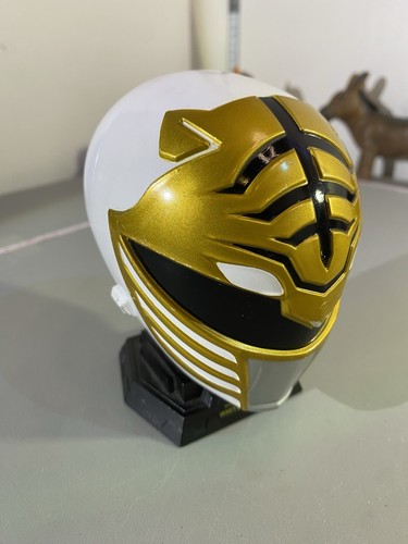 Power Rangers Legacy Mighty Morphin White Ranger Helmet - photo 4