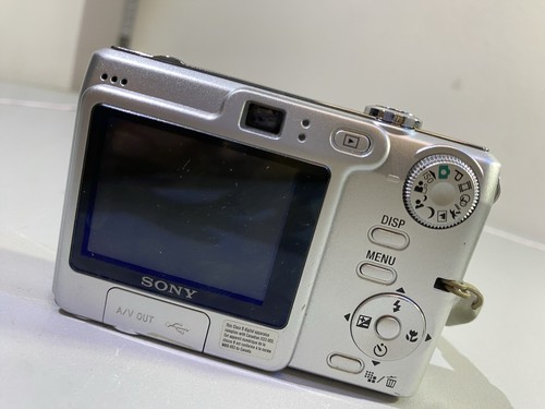 Sony Cybershot DSC-W120 7.2MP CCD Vintage Digital Camera -Silver - photo 2