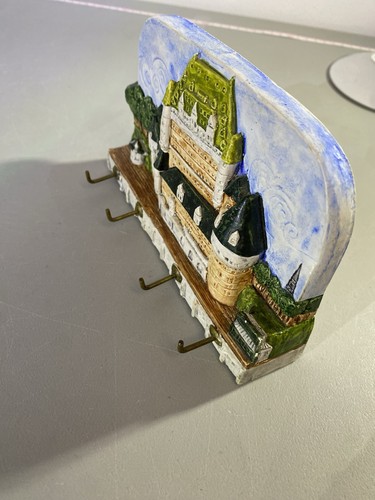 Château Frontenac Quebec City Souvenir Key Rack - photo 4