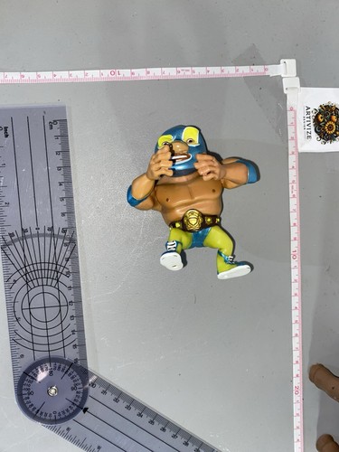Koodo Mobile El Tabador Muchacho 4 1/4" Wrestler Toy Rare Vtg - photo 5