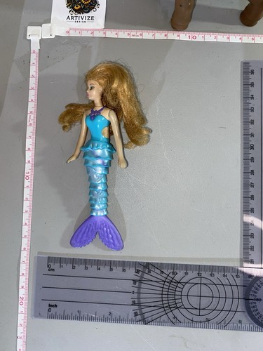 2009 Mattel Barbie in a Mermaid Tale Collectible Doll - photo 3