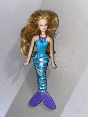 2009 Mattel Barbie in a Mermaid Tale Collectible Doll - photo 4