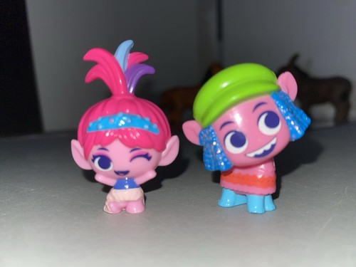 Trolls Band Together Mineez Series 1 Poppy Singer Figure