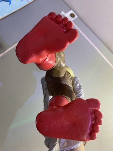 HASBRO Marvel Avengers Shake 'N Smash Red Hulk Figure 2013 - photo 5