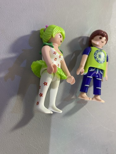 PLAYMOBIL Lot of 2 Characters: Dad Holidays and Girl - photo 5