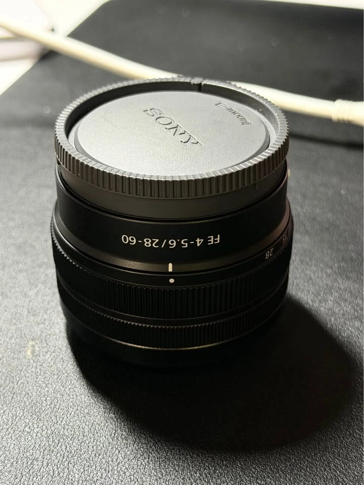 Sony FE 28-60mm F4-5.6 Full Frame Lens – Like New - photo 2