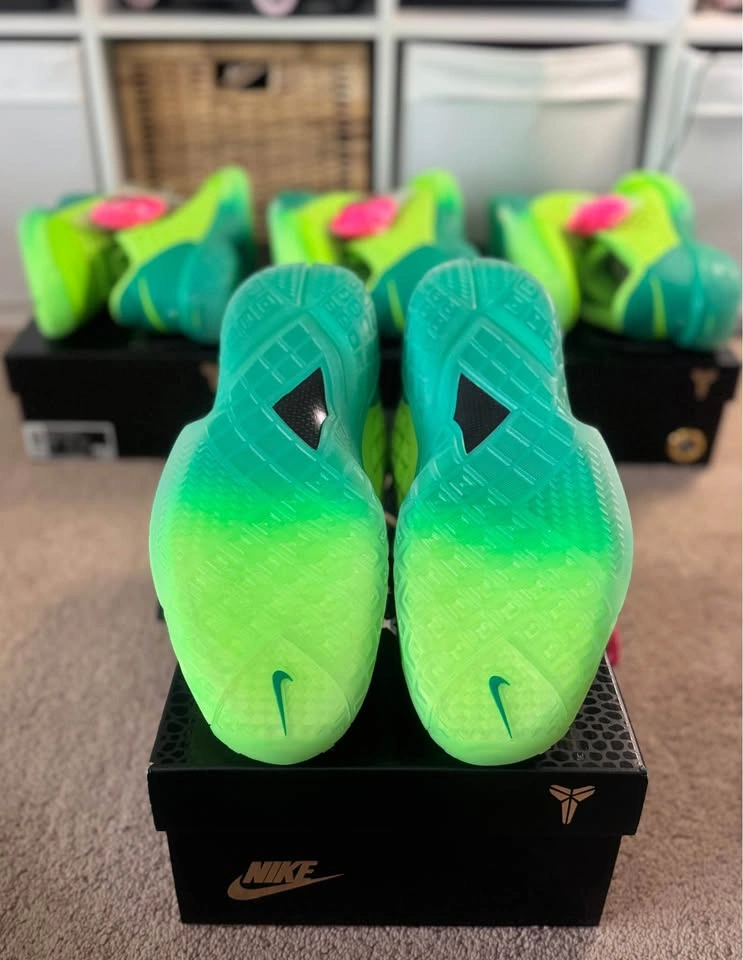 Kobe 3 Low Protro “Grinch” - Size 9.5, 10, 11, 13 - photo 5