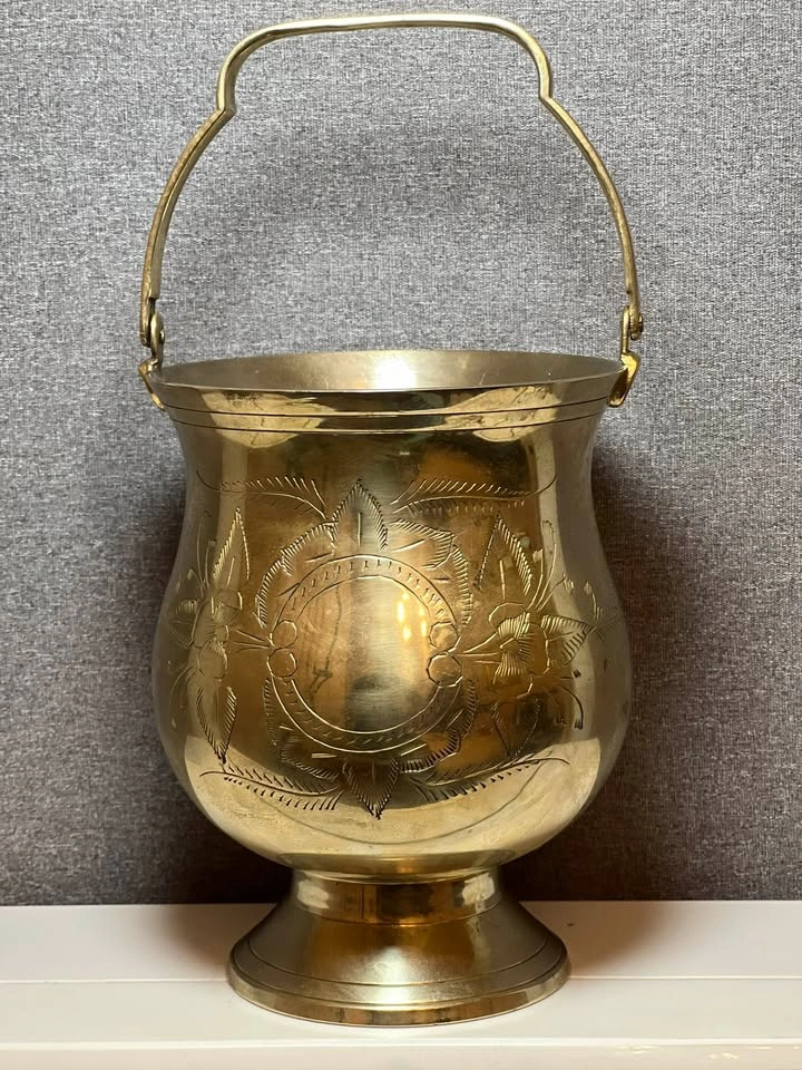 Vintage Hand-Etched Solid Brass Bucket Pot / Ice Bucket