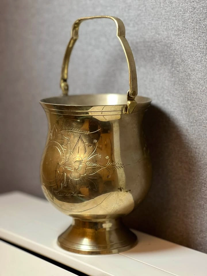 Vintage Hand-Etched Solid Brass Bucket Pot / Ice Bucket - photo 2