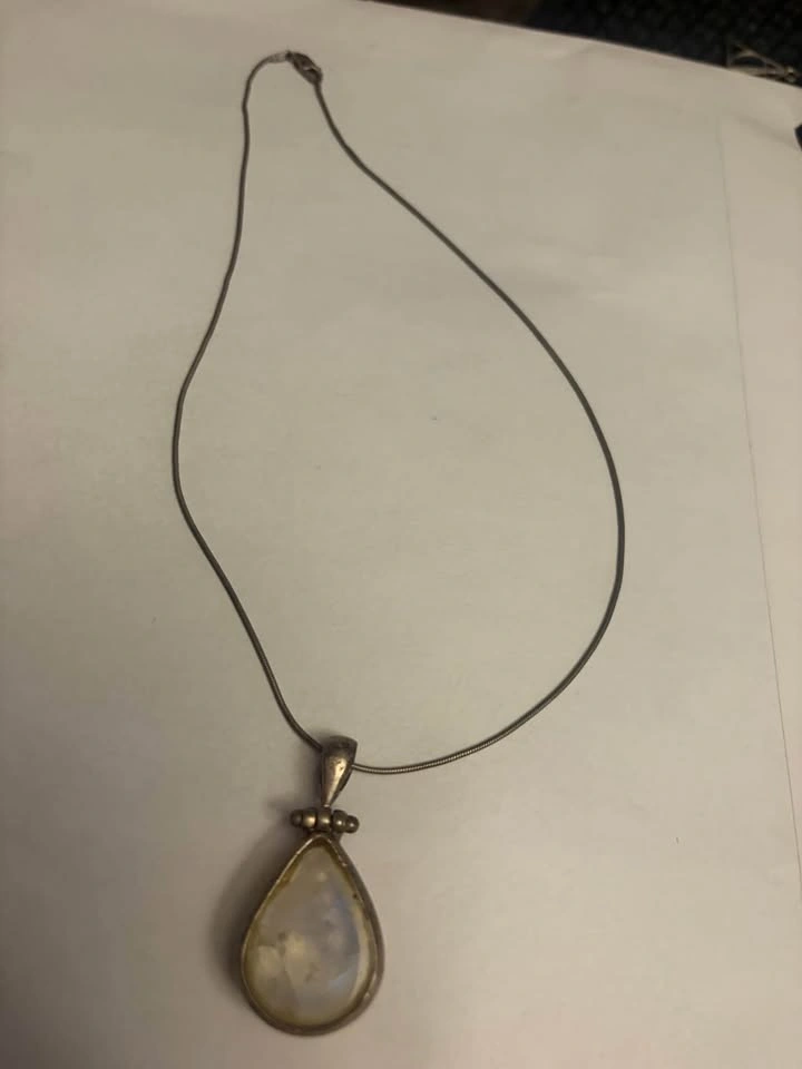 Sterling Silver Moonstone Pendant Necklace - photo 3