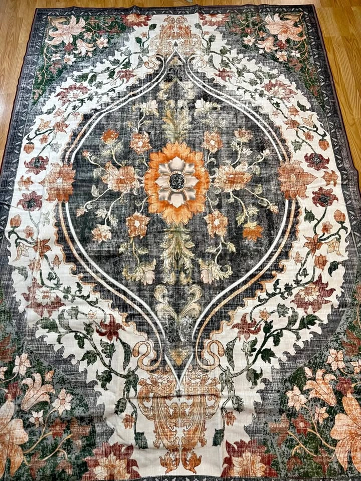 Brand New 6x9 ft Area Rug - Cozy, Washable & Non-slip