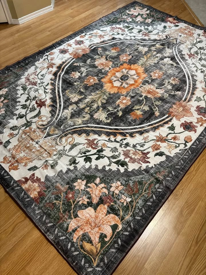 Brand New 6x9 ft Area Rug - Cozy, Washable & Non-slip - photo 2