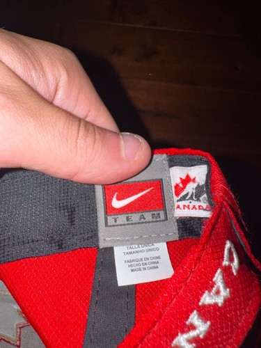 Nike Team Canada Dri-Fit Red Adjustable Baseball Hat Cap - photo 4