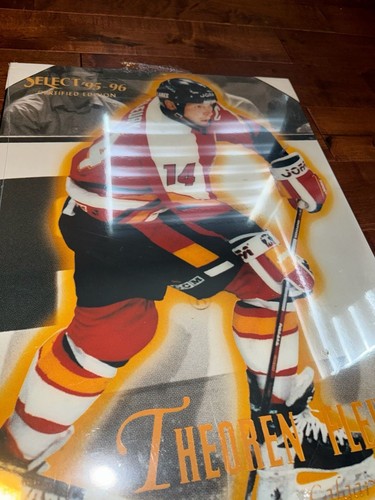 Select 1995-96 Theoren Fleury Calgary Flames Hockey Card Print P - photo 2