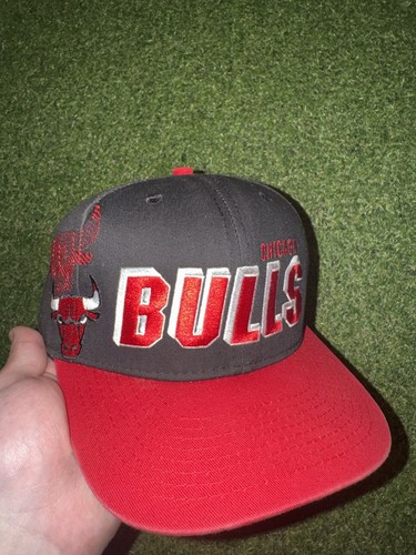 Vintage Chicago Bulls SnapBack Sports Specialties NBA