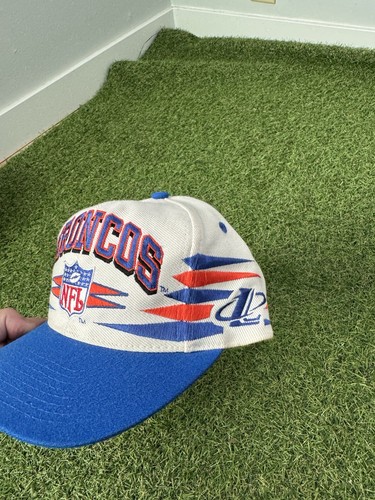 Vintage 90s Denver Broncos logo athletic Diamond cut hat NFL - photo 2