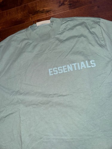 Fear of God Essentials Short-Sleeve Tee Sycamore - photo 2