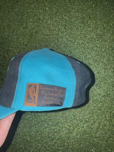Vintage Starter Vancouver Grizzlies Hat NBA - photo 3