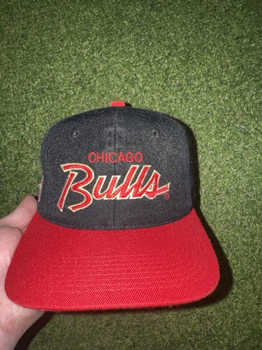 Vintage Chicago Bulls Script SnapBack Sports Specialties NBA - photo 2