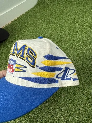 Vintage 90s LA Rams logo athletic diamond cut hat NFL - photo 2