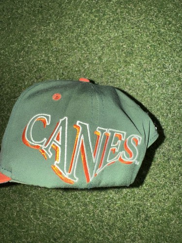 Vintage Miami Hurricanes X Mickey Mouse Collab snapback - photo 3
