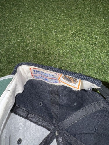 Vintage LA Kings corduroy SnapBack Hat 90s NHL - photo 2