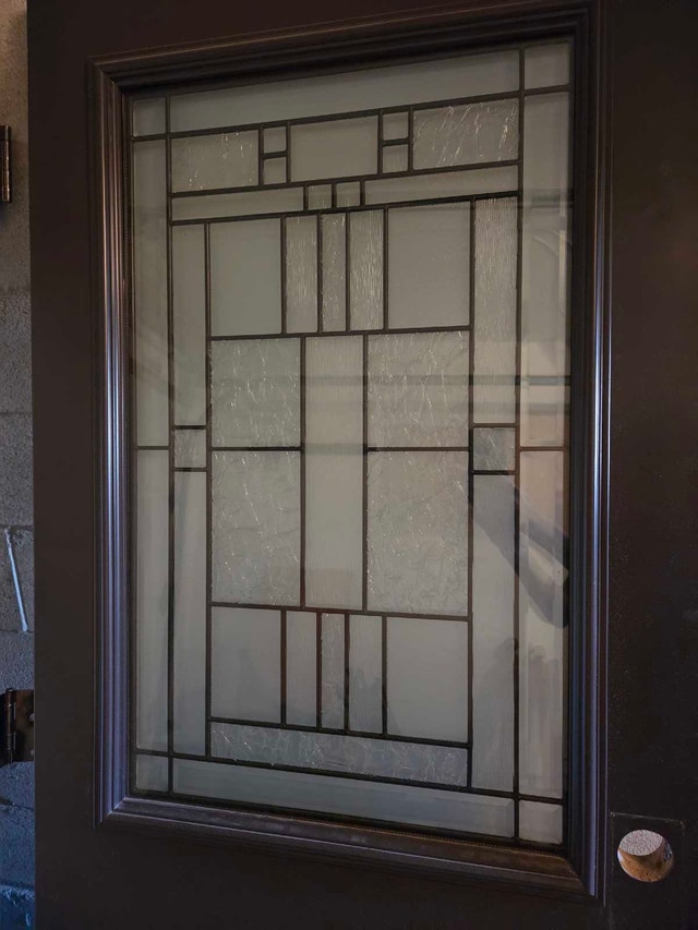 2 Matching Exterior Doors with Decorative Glass 34" × 79" - photo 2