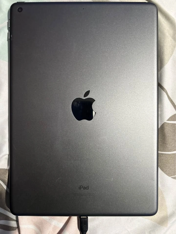iPad 9th gen - photo 4