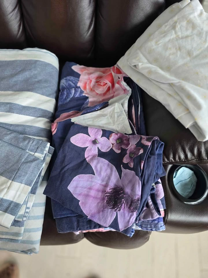 Assorted Duvet covers, Bed Sheet and Pillowcase Sets - photo 2