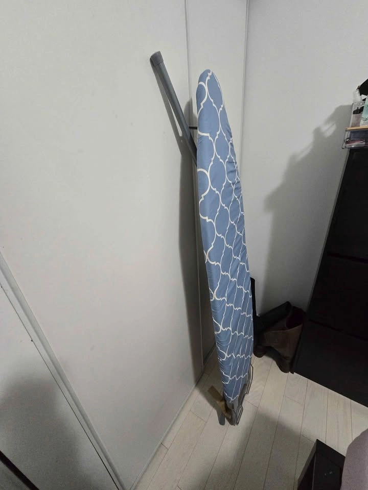 Ironing Board - photo 2