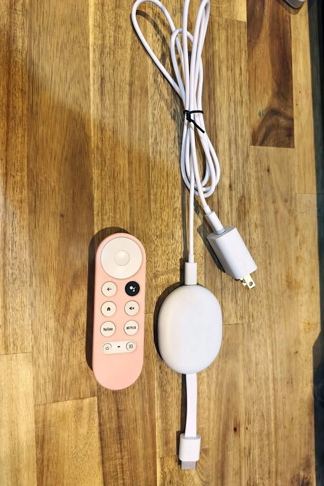 Google Chromecast with Google HD TV