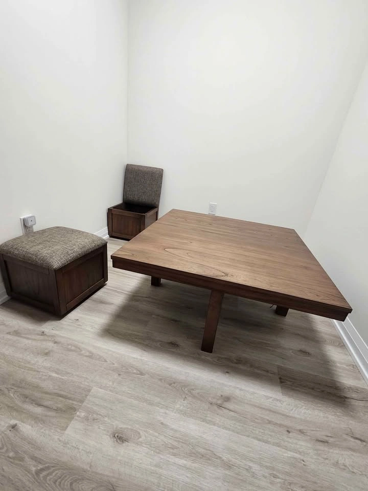 Coffee Table with 4 Stools - photo 2