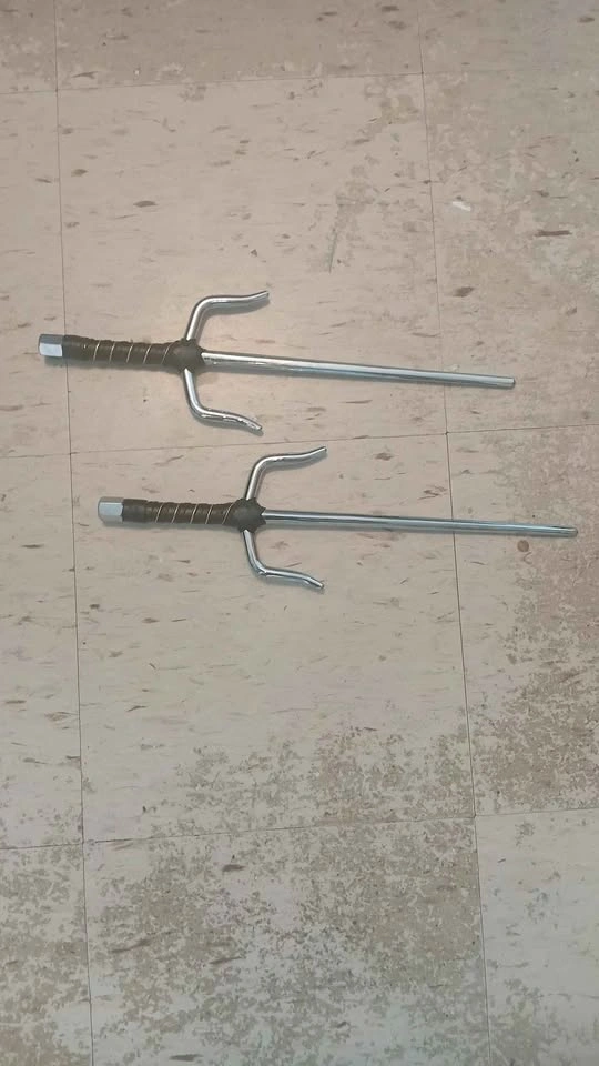 Japanese Metal Sai - photo 2