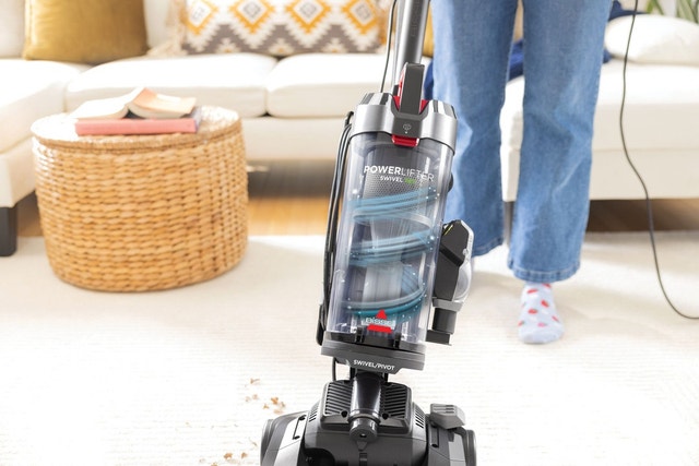 BISSELL Power Lifter Swivel Pet Lightweight Bagless Upright Cord - photo 2