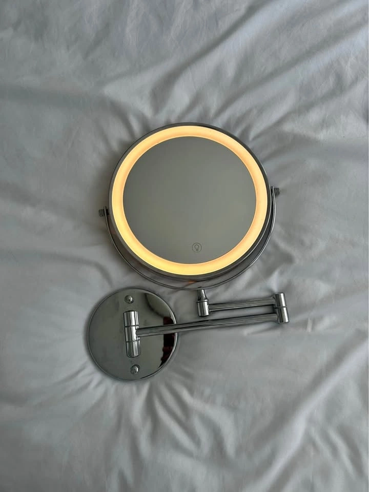 Silver Makeup/Bathroom/Vanity Mirror Mountable