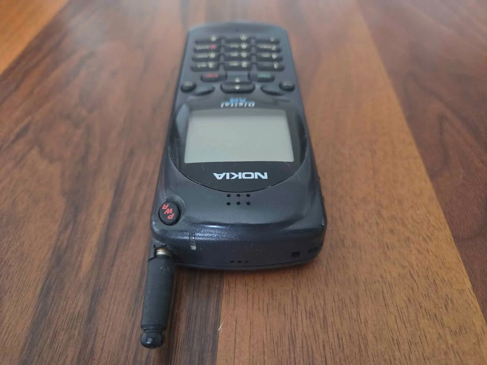 Vintage Nokia 2160 EFR Cell Phone & Battery ca. 1996 - photo 5