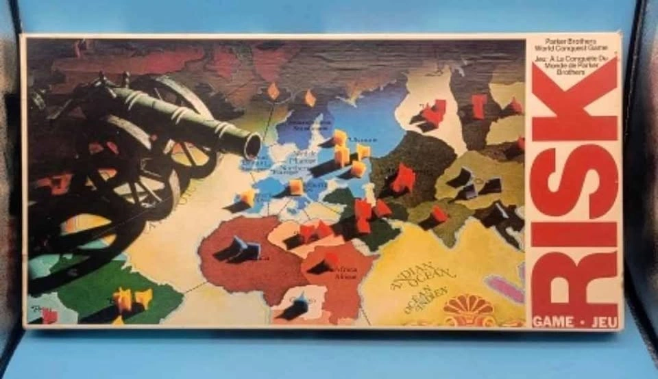 Vintage Parker Brothers RISK (1975) Board Game COMPLETE - photo 4