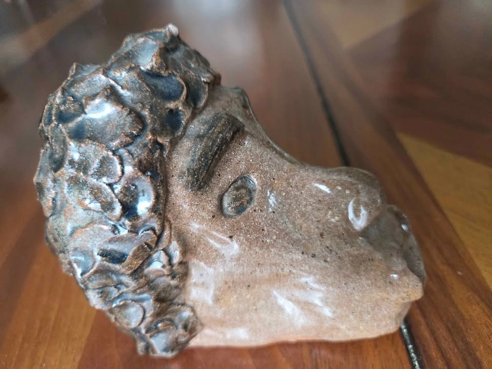 Freestanding Head Sculpture With Hand Engraved Initials On Base - photo 2