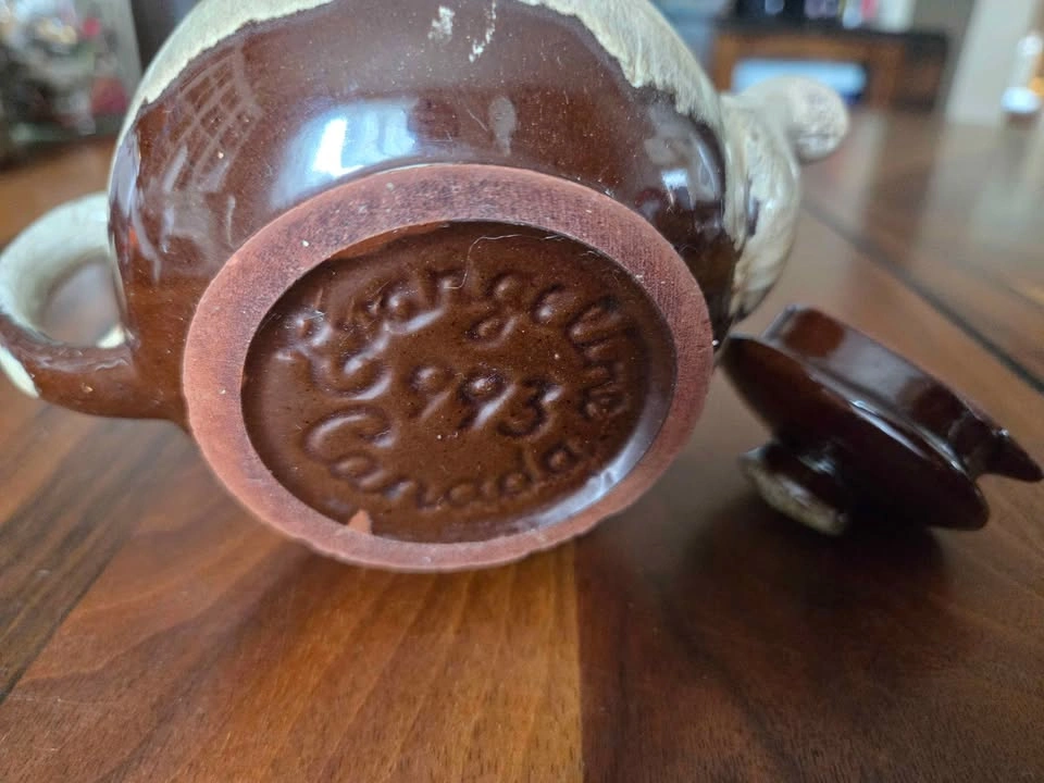 Vintage Evangeline Canada 4 Piece Tea Set With Lids - photo 3
